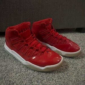 Red High - Top Air jordan 11